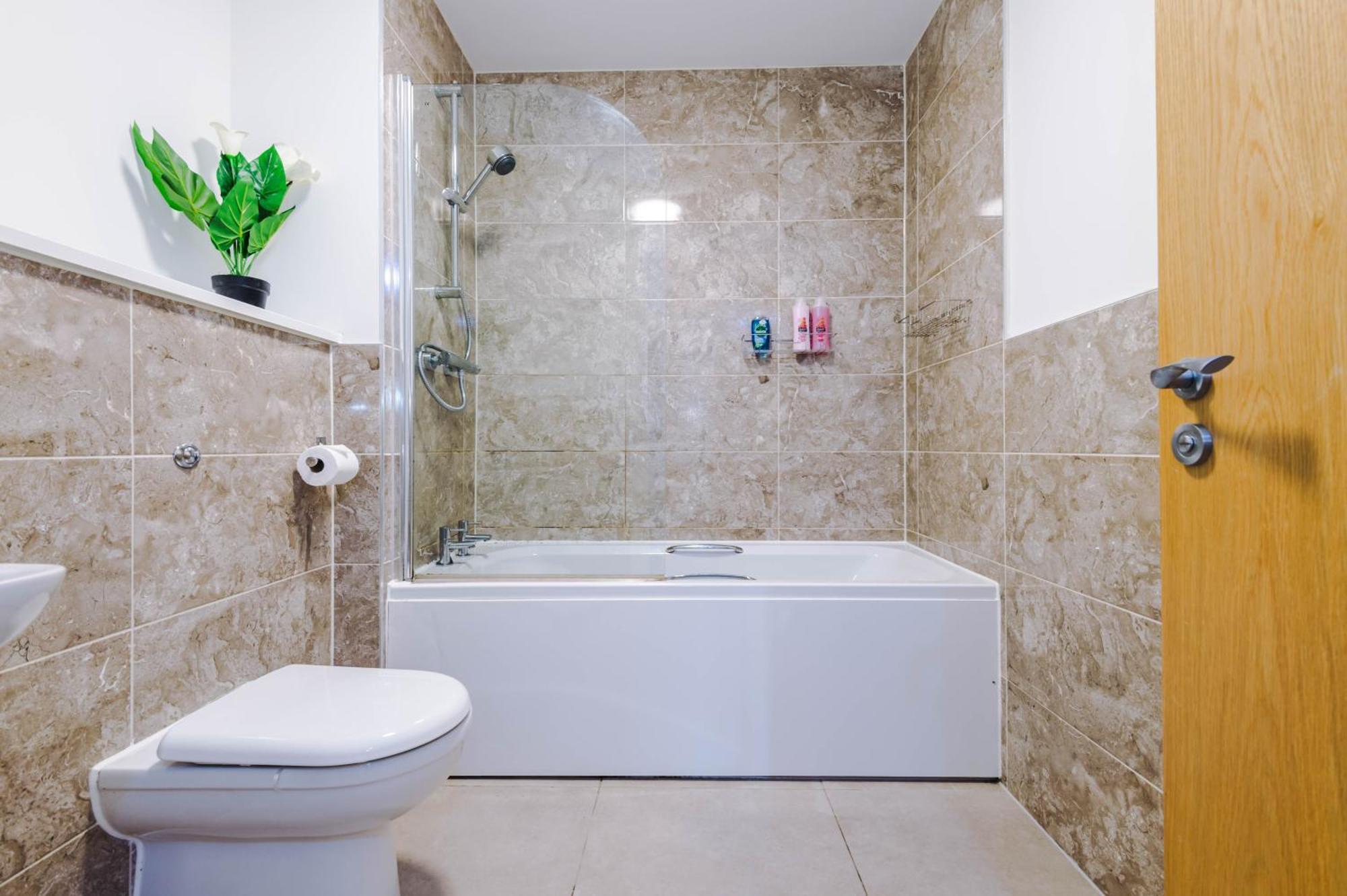 Lux Livin' Apartments - Luxury 5 Bed Apartment Manchester City Centre Bagian luar foto
